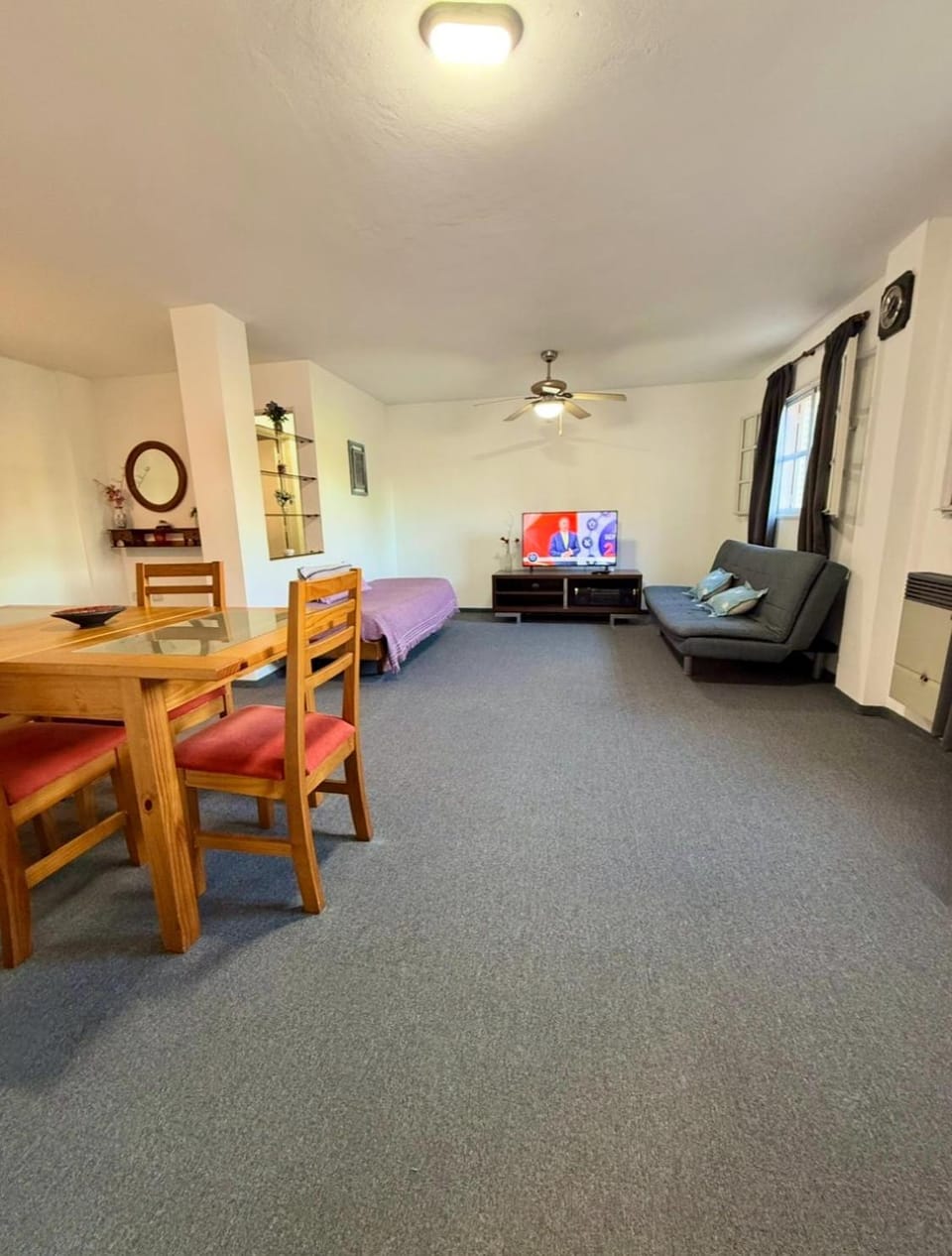 Living room, Photo of the whole room, Seating area, Dining area