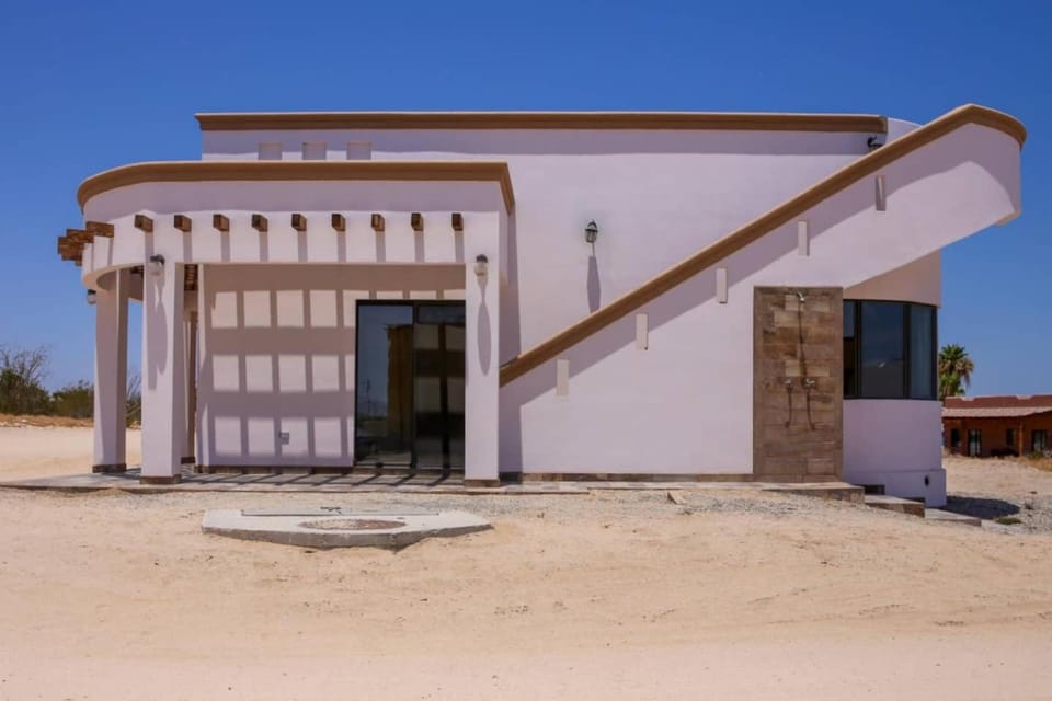 Baja Seafront Sanctuary Luxury Holiday Retreat House in State of Baja California