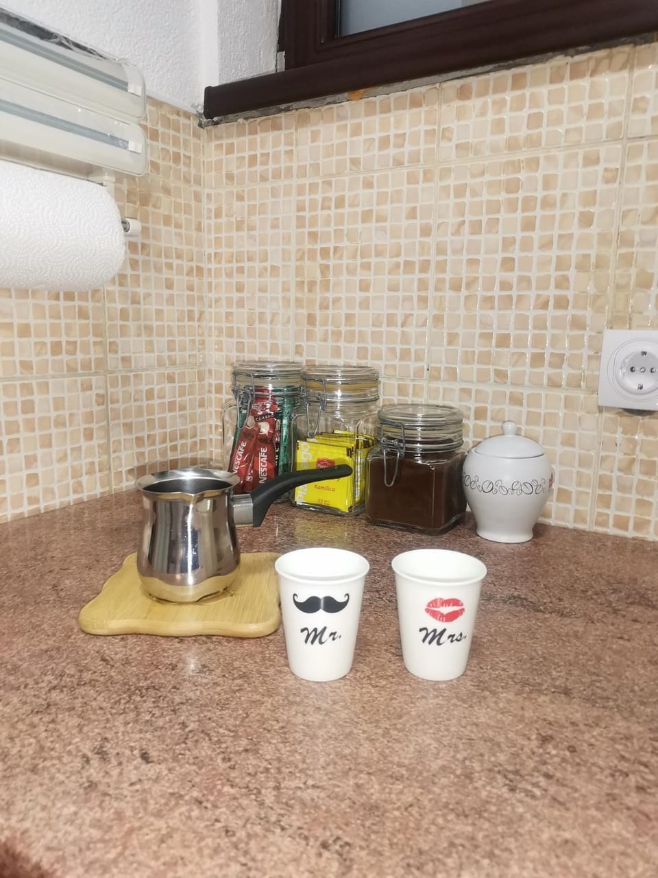Coffee/tea facilities, Kitchen or kitchenette