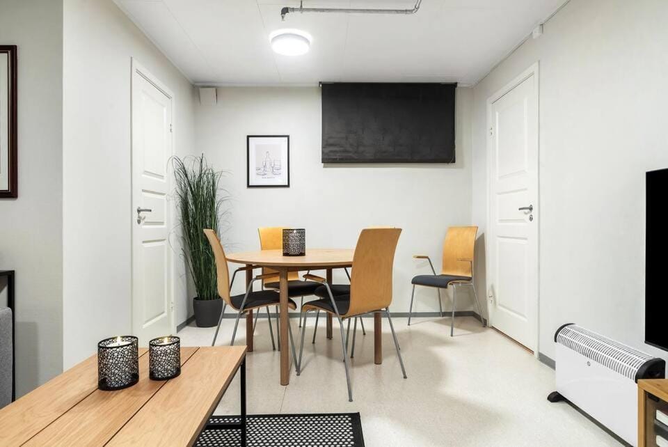 1-roms leiligheter med felles bad, stue og kjøkken Apartment in Trondelag