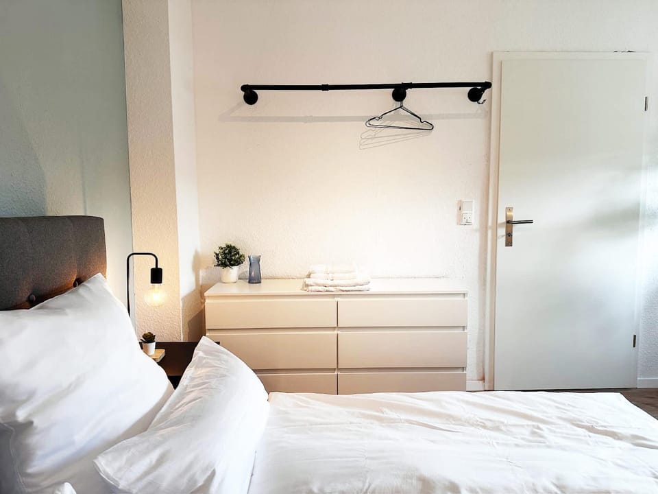 Bed, Photo of the whole room, Bedroom, wardrobe