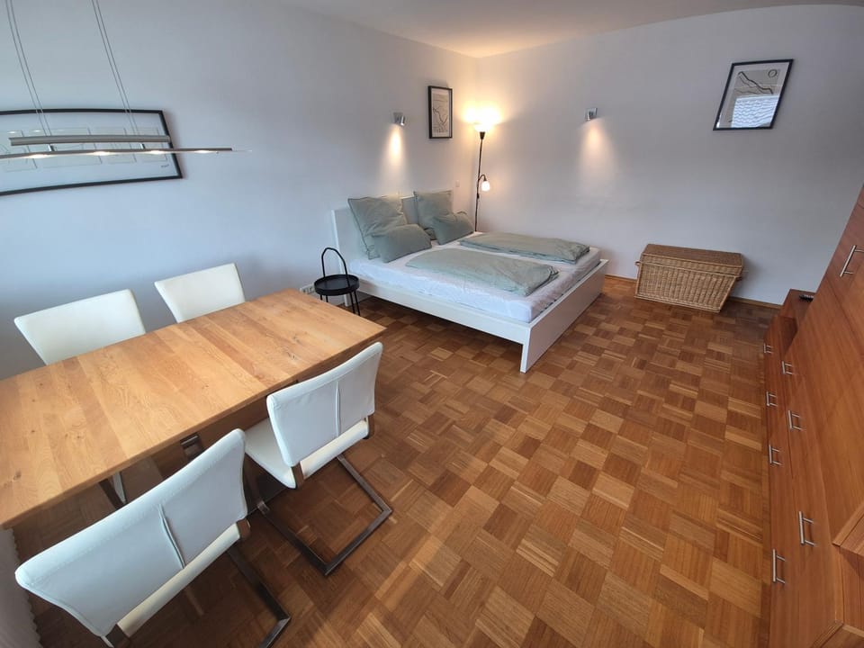 Apartment am Wald in Gauting, ideal mit Hund Apartment in Munich