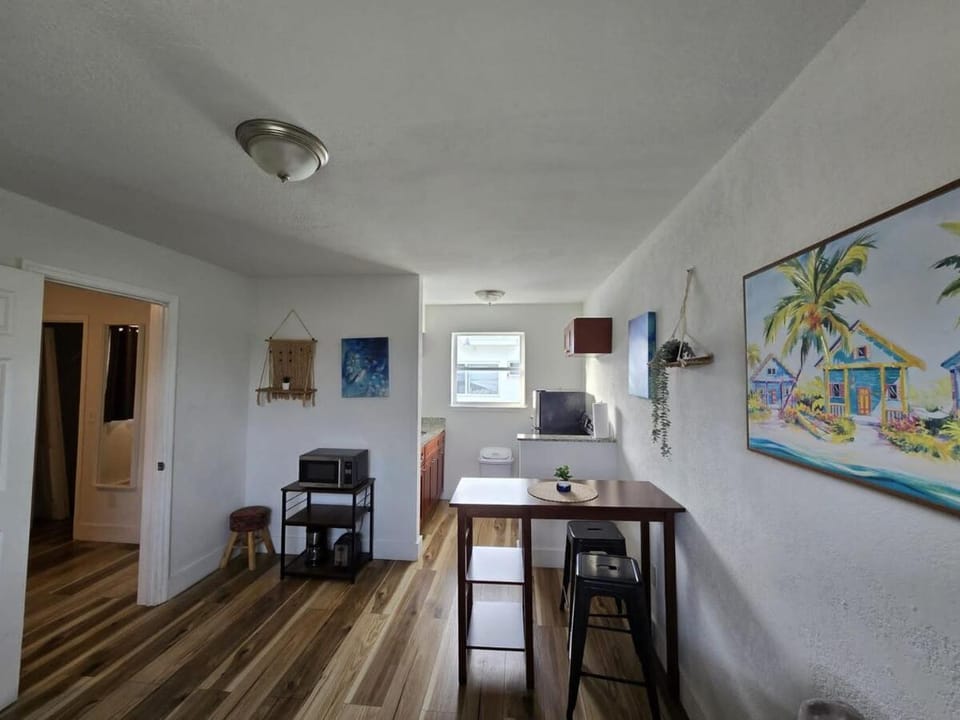 Cozy Place Near Design District - 4 Apartment in Miami