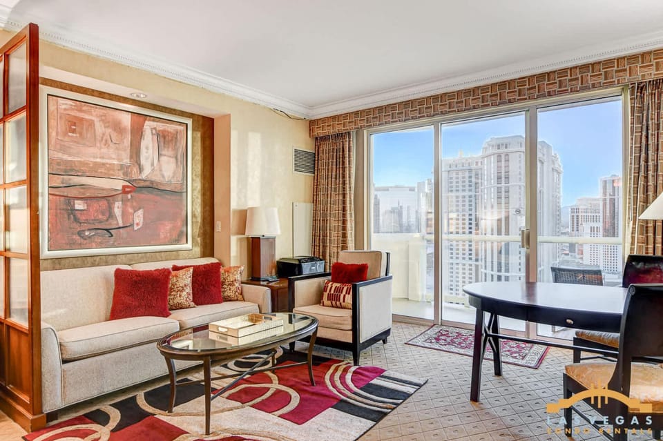 MGM Signature-22-615 Strip View Balcony Studio House in Las Vegas Strip