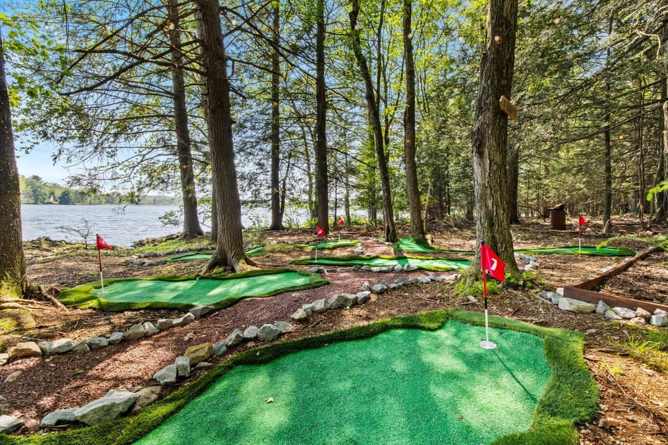 Minigolf, Lake view