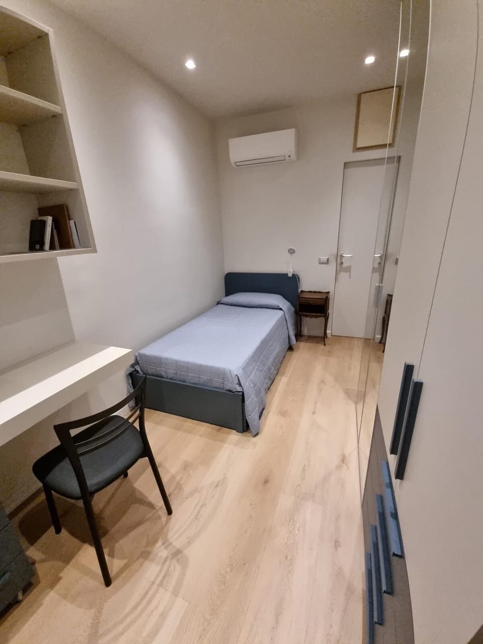 Bed, Bedroom, wardrobe