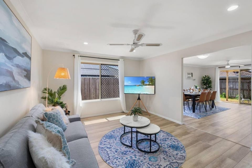 Perfect Family Stay - Cozy Home Near Everything House in Brisbane