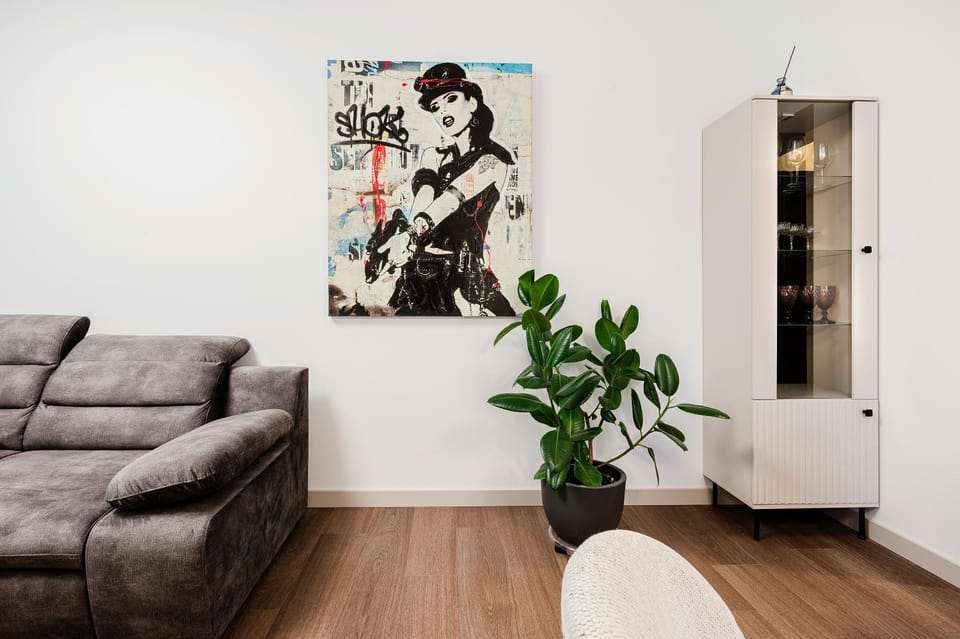 Living room, Decorative detail, Seating area