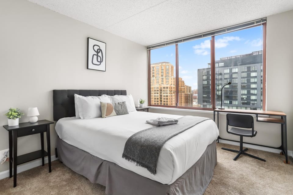 Bed, View (from property/room), Seating area, Bedroom