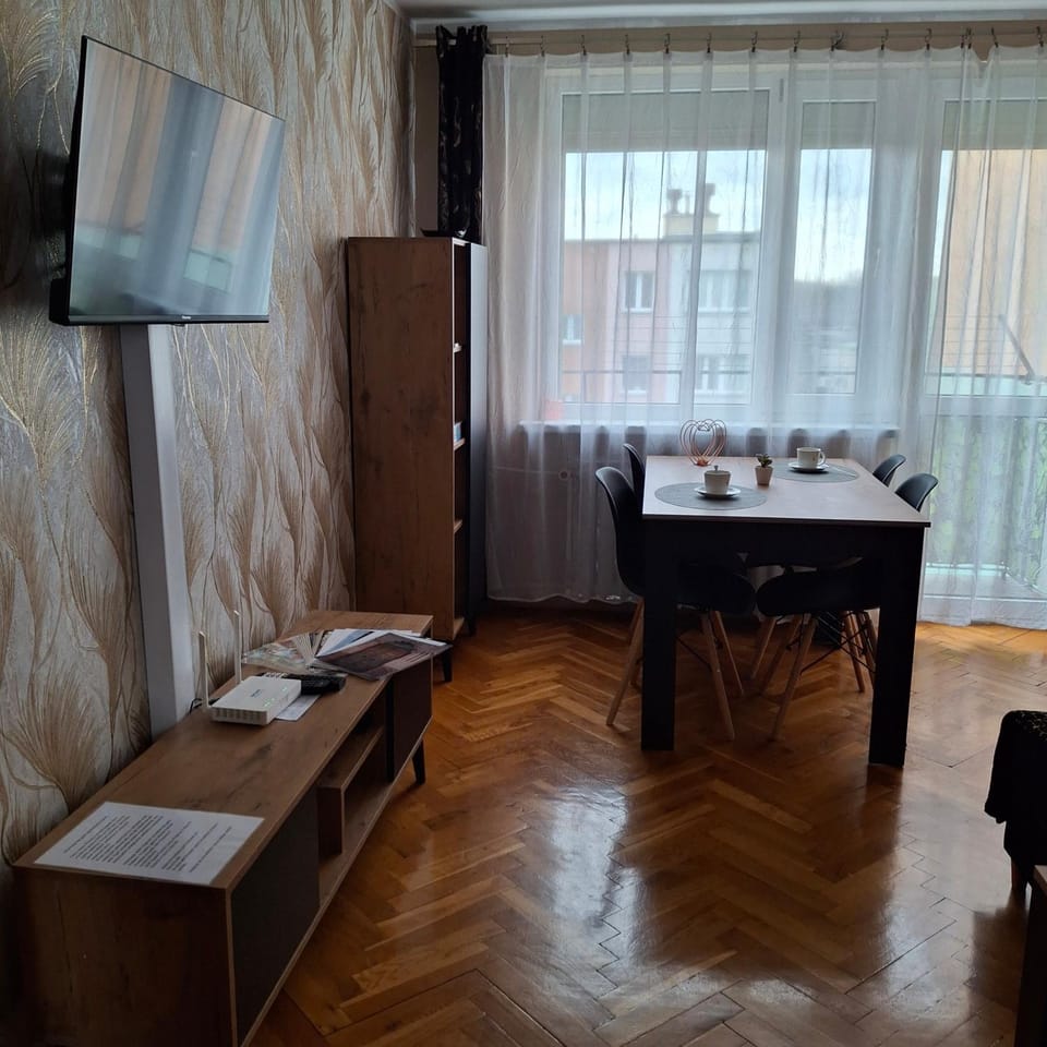 TV and multimedia, Dining area