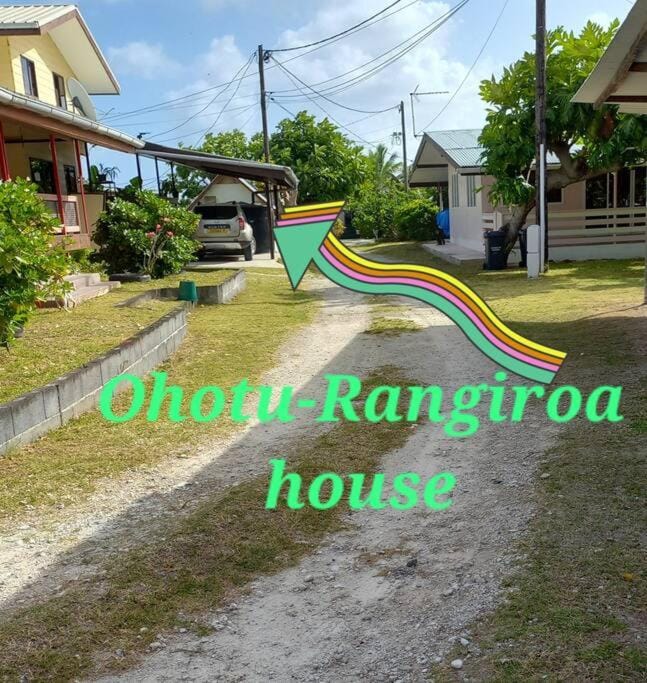 Ohotu-Rangiroa house House in French Polynesia