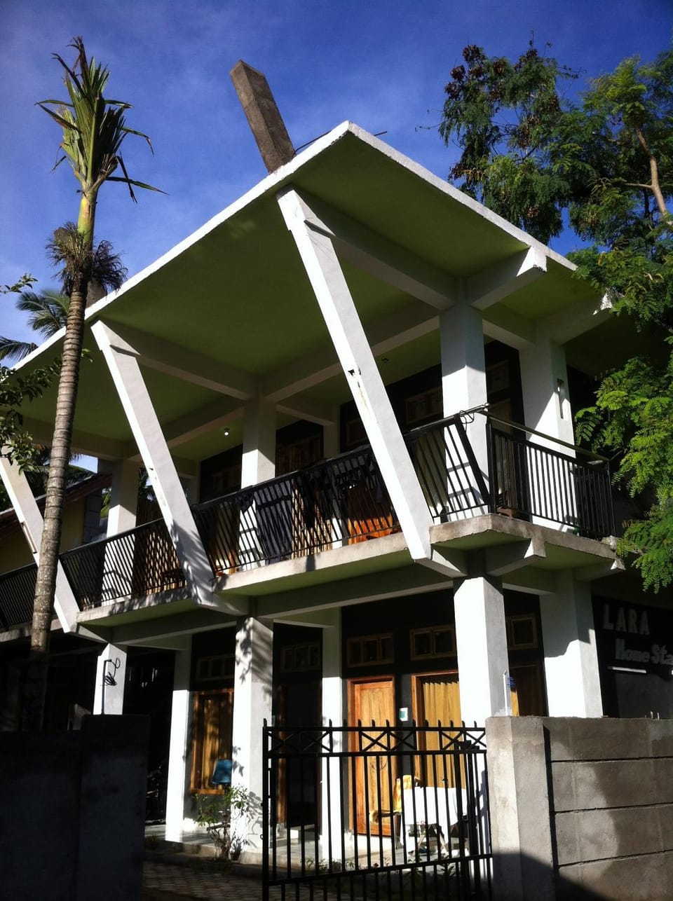 Property building, Day