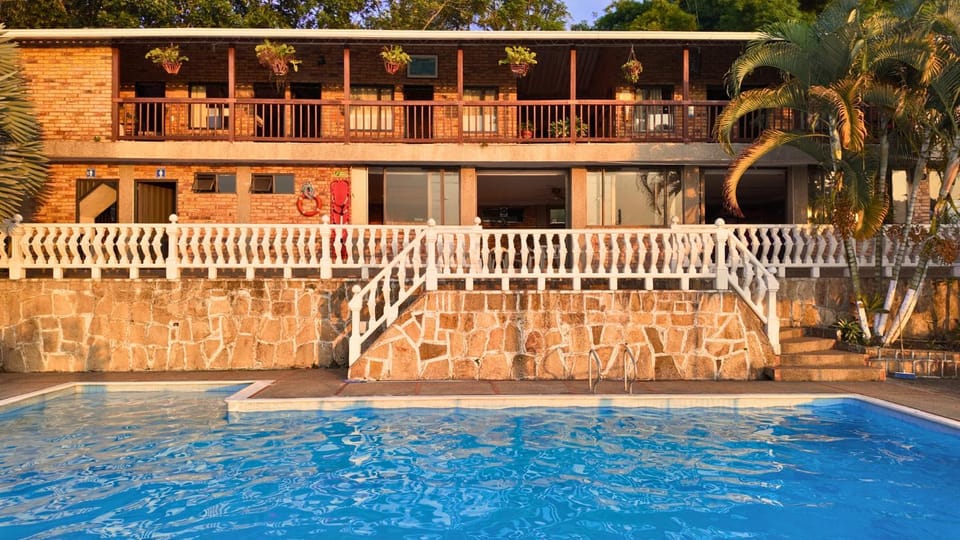 Balcony/Terrace, Pool view, Swimming pool