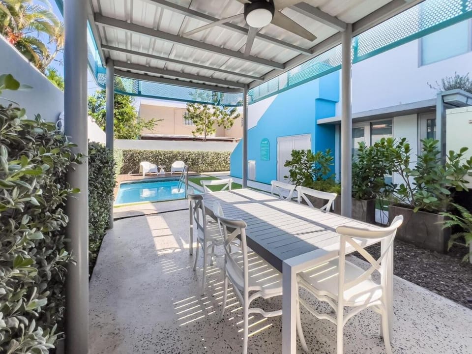 Aquabella 3 Coastal Comfort in Isla Verde Apartment in Carolina