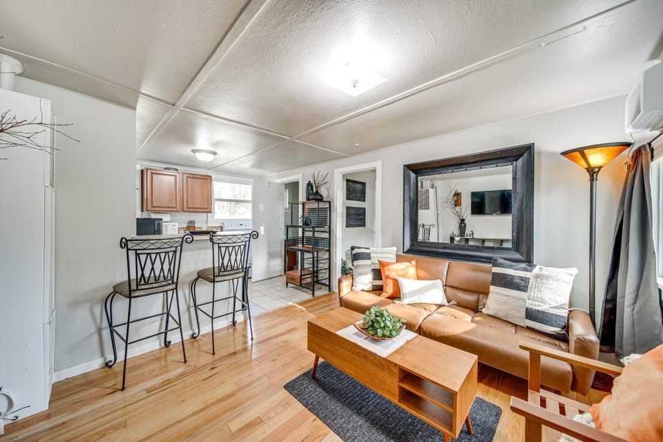 1 Mi to Camels Back Park: Boise Studio w/ Patio! Apartment in Boise
