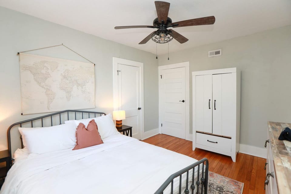 Sojourn at Colley Manor Unit 3 Sleeps 4 Apartment in Portsmouth