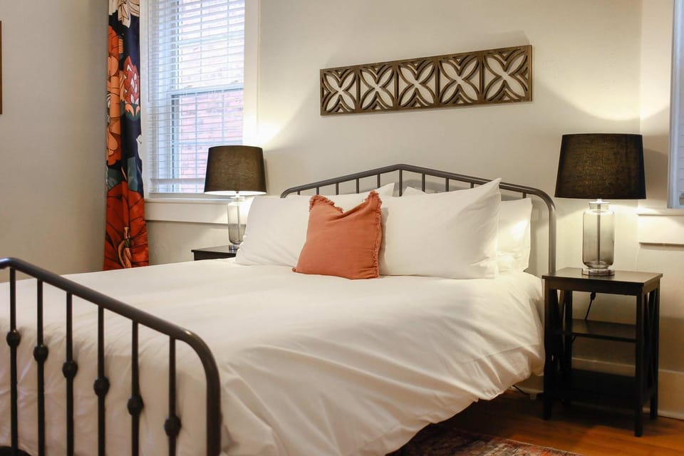 Sojourn at Colley Manor Unit 4 Sleeps 4 Apartment in Portsmouth