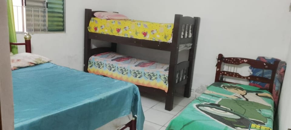 Bed, Bedroom, bunk bed