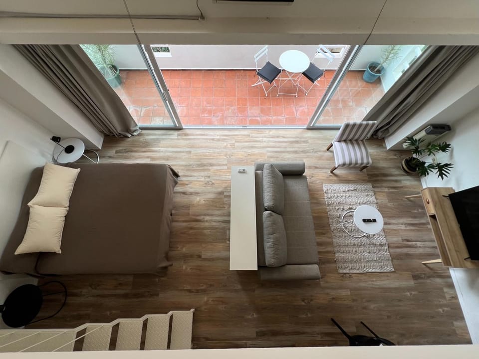 Balcony/Terrace, Living room