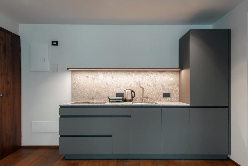 Kitchen or kitchenette