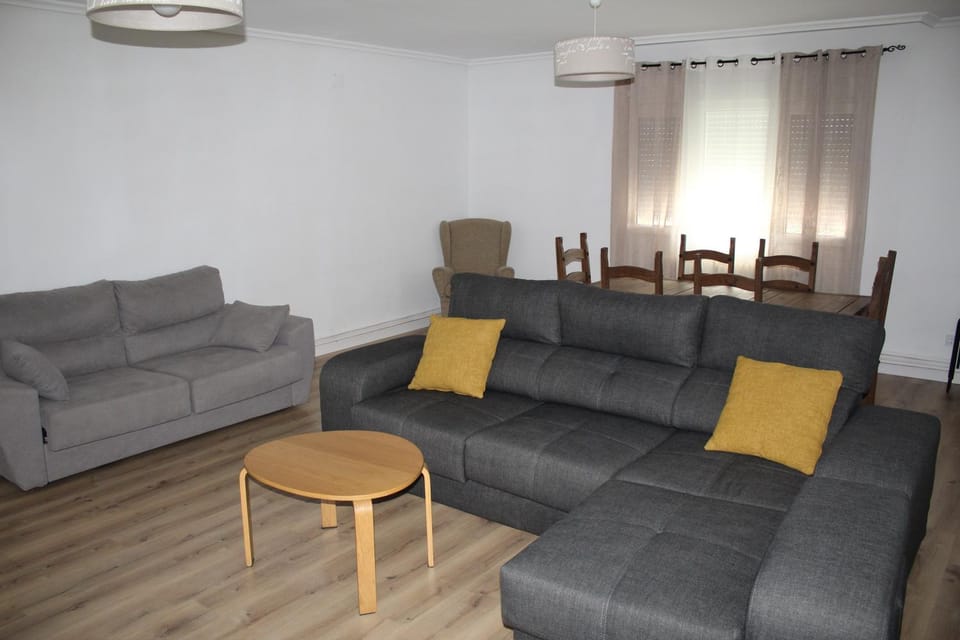 Communal lounge/ TV room, Living room, heating, air conditioner