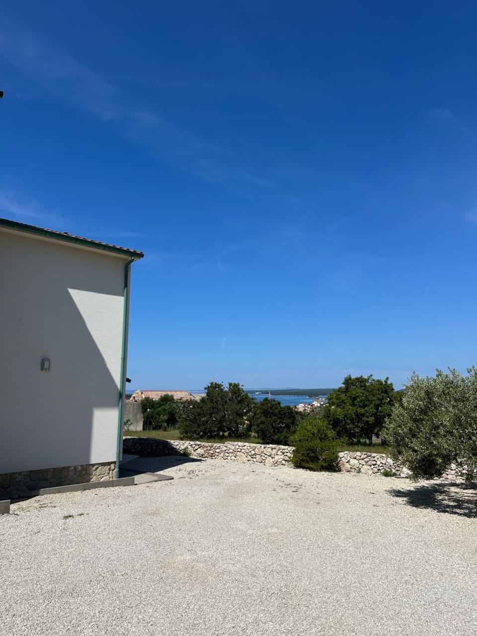 Day, Natural landscape, Sea view, Parking