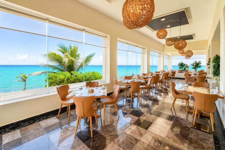 Restaurant/places to eat, Banquet/Function facilities, Seating area, Sea view