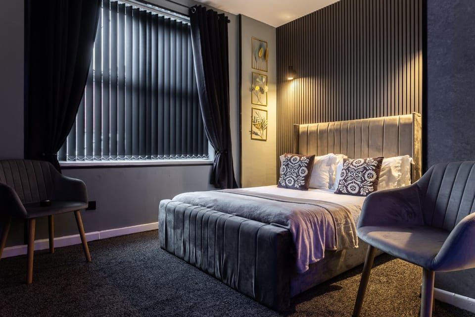 Newly Renovated Studio with Jacuzzi in Sheffield! Apartment in Sheffield