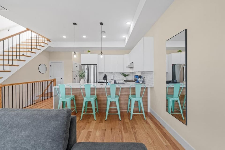 Sky High Retreat near NYC W Rooftop Apartment in Jersey City
