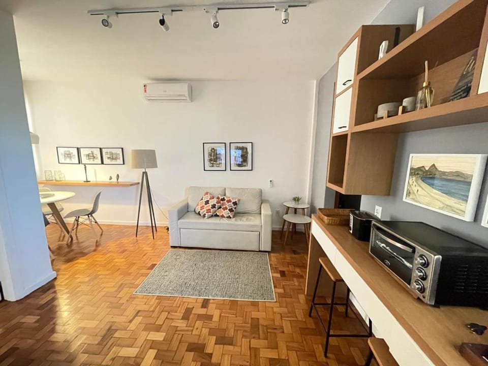 Apartamento moderno no coração de Copacabana Apartment in Rio de Janeiro