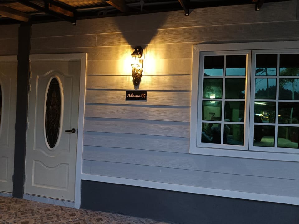 Teratak Adamia Roomstay 04 Vacation rental in Terengganu, Malaysia