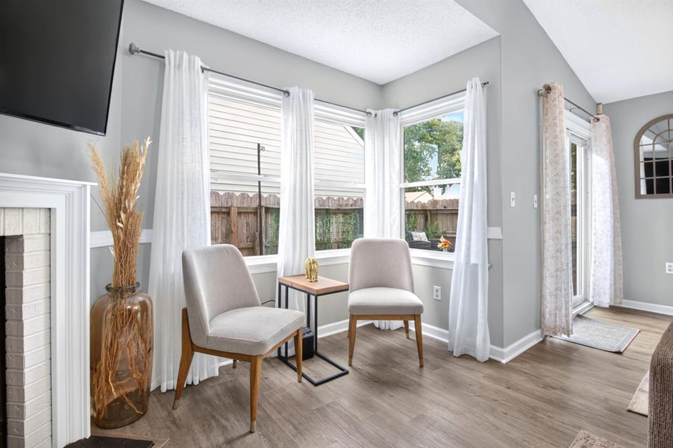 Patio, Seating area, fireplace