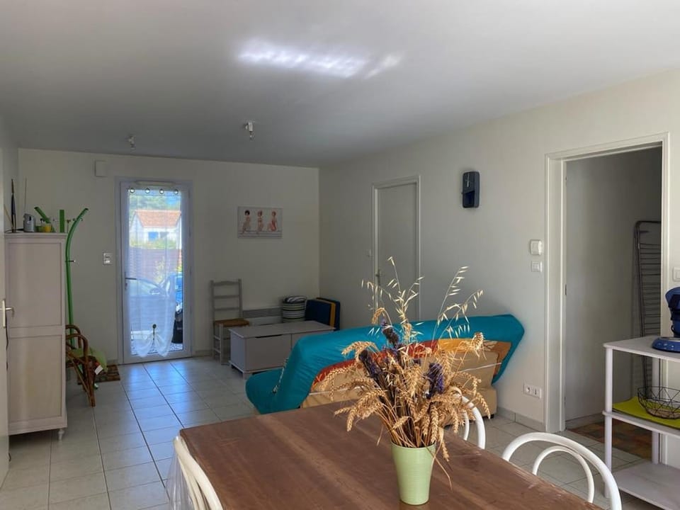 Villa agréable à 700m de la plage - FR-1-336-161 House in Pays de la Loire