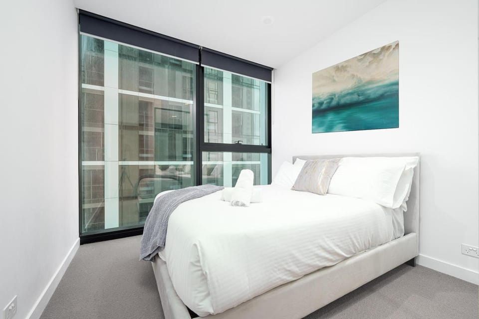 Melbourne Luxe Retreat 2B2B Pool, Gym 34th floor Apartment in Melbourne