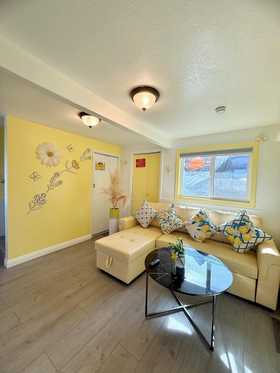 Lemon Studio with Mountain view Apartment in Rosemead