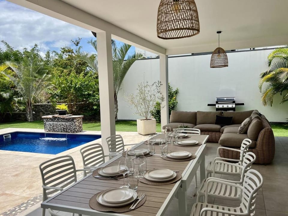 Patio, Dining area