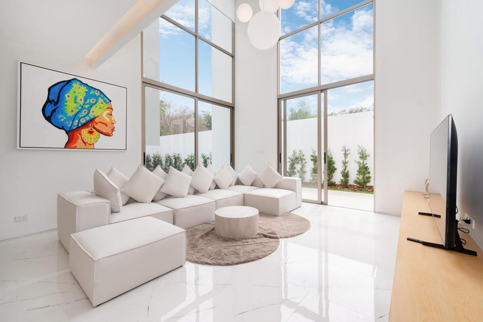 TV and multimedia, Living room, Seating area, Evening entertainment