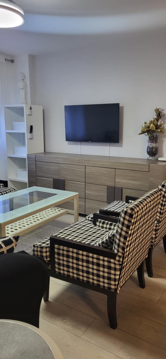 Communal lounge/ TV room
