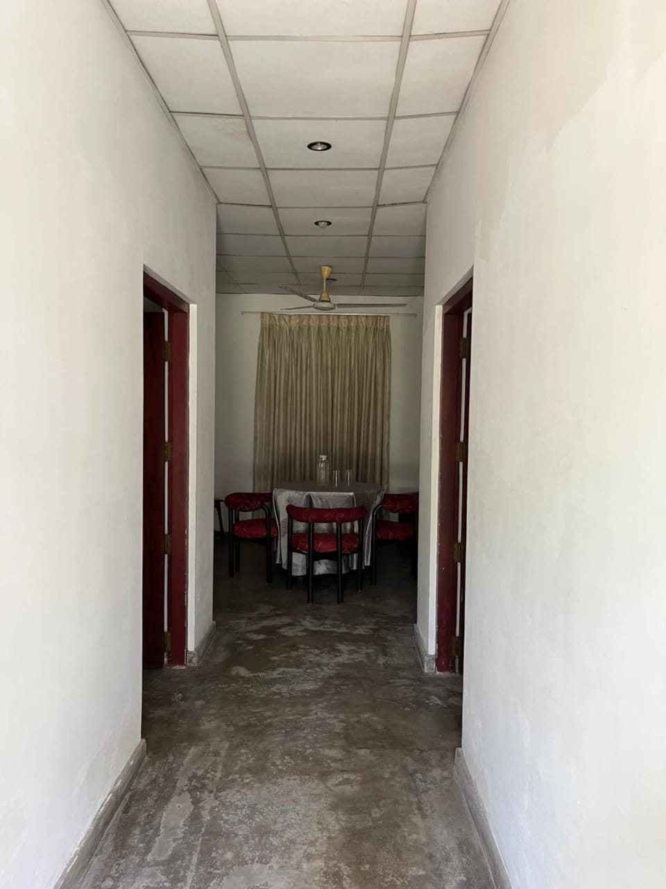 Seating area, Dining area