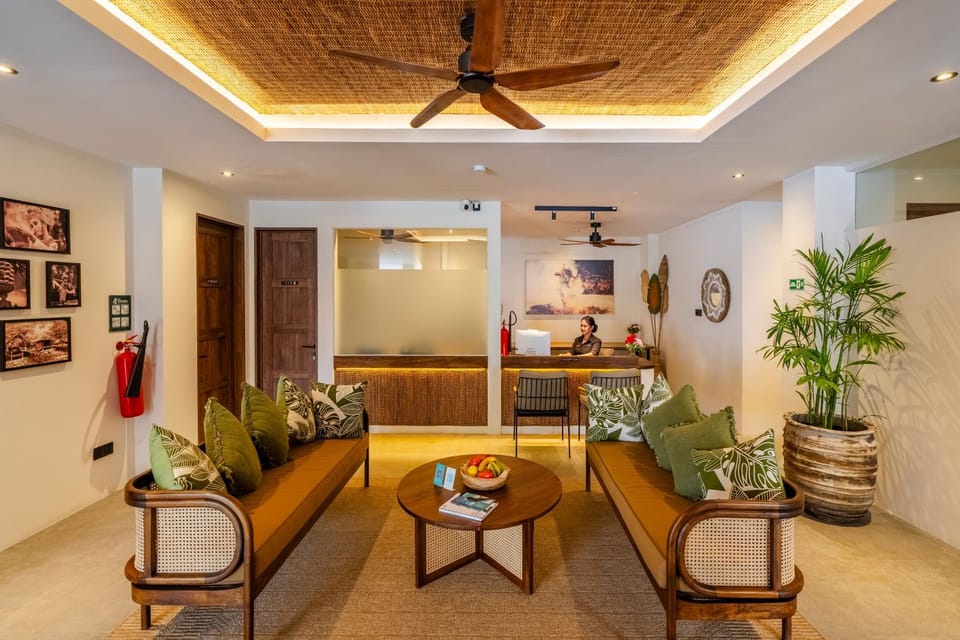 Lobby or reception, Seating area, Internal: Not applicable to any particular room