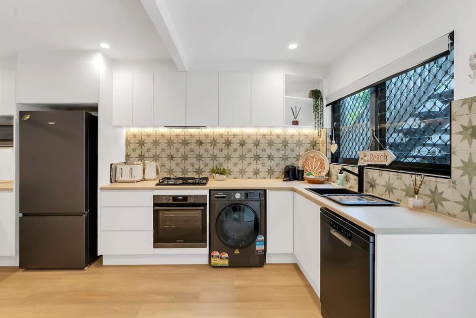 Belle Escapes Sun Rose in Palm Cove Apartment in Palm Cove