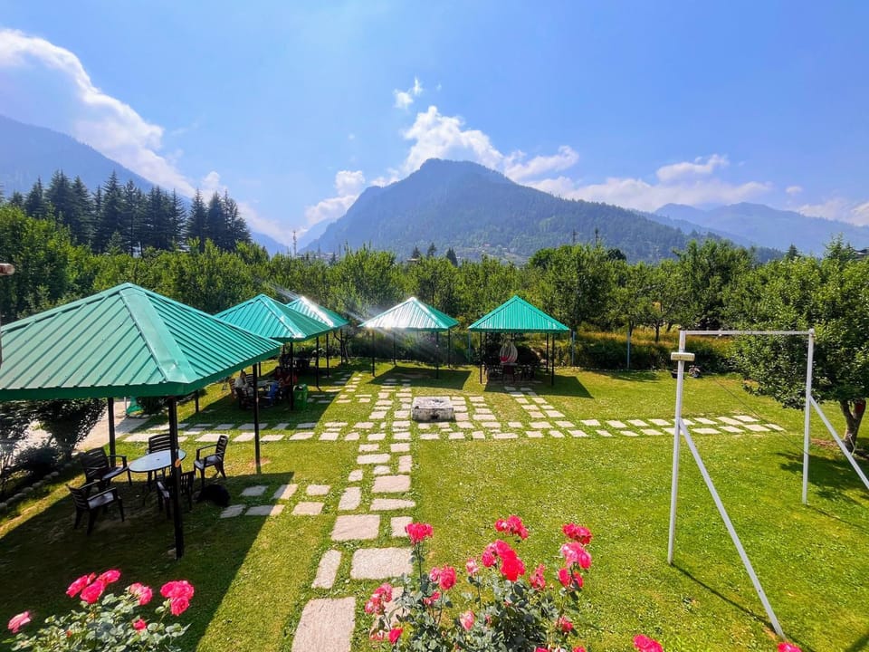 Natural landscape, Garden view, Mountain view