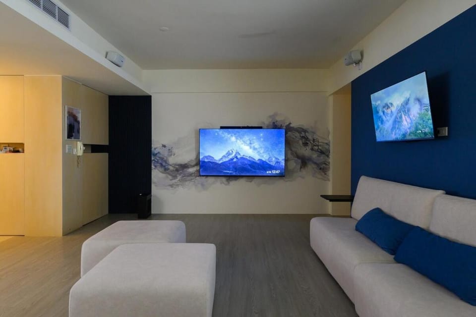 TV and multimedia, Living room