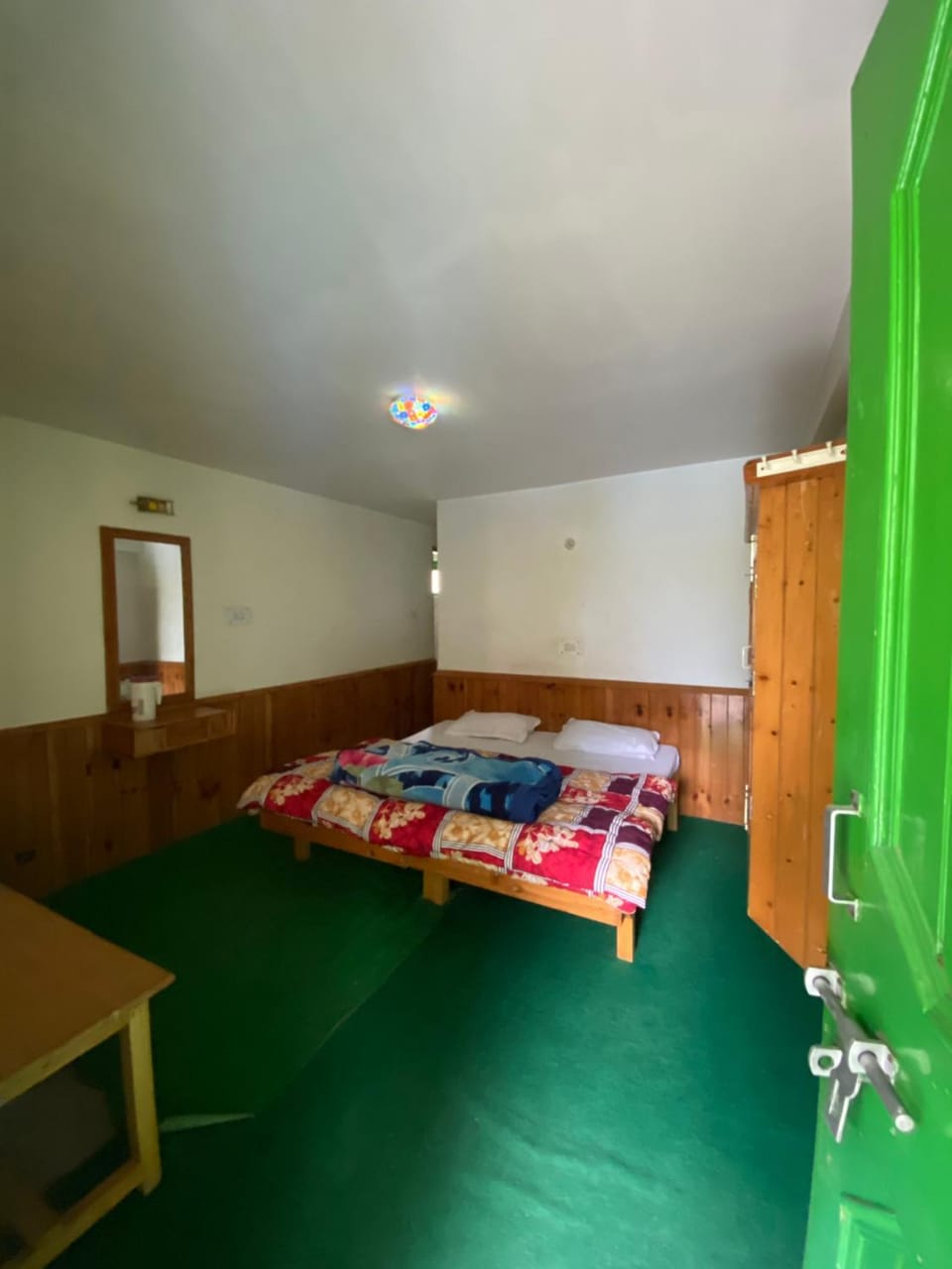 Rockway hostel Hostel in Manali