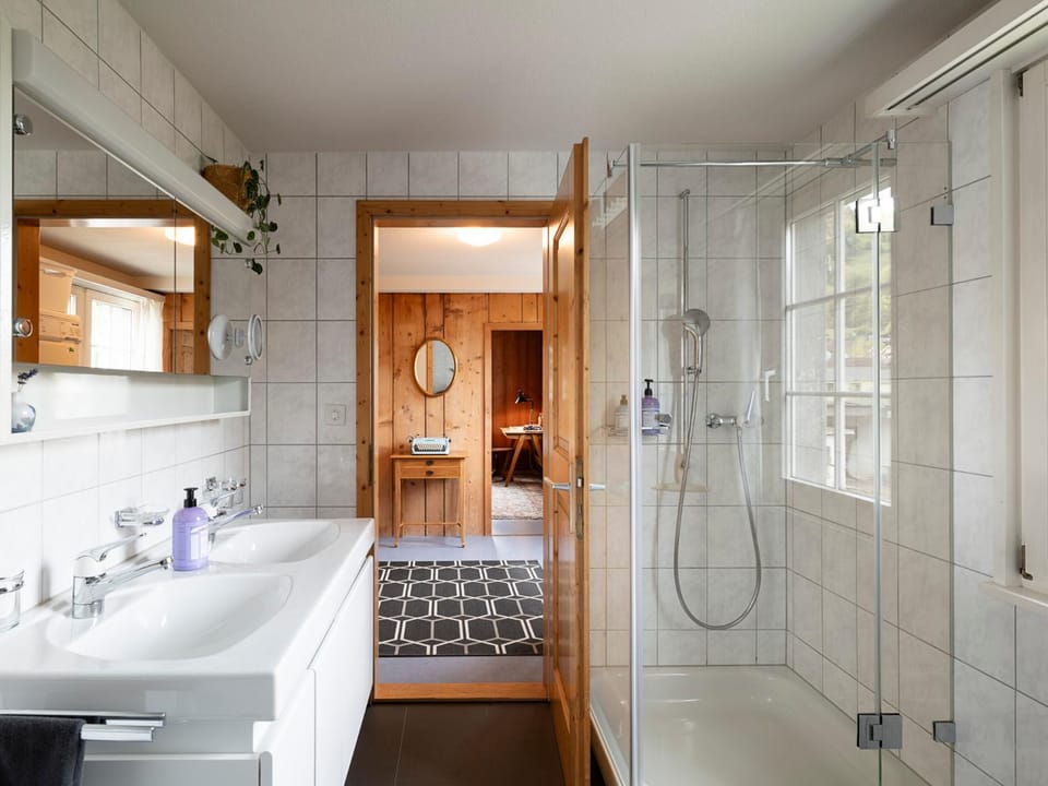 Shower, Bathroom, Bath, towels