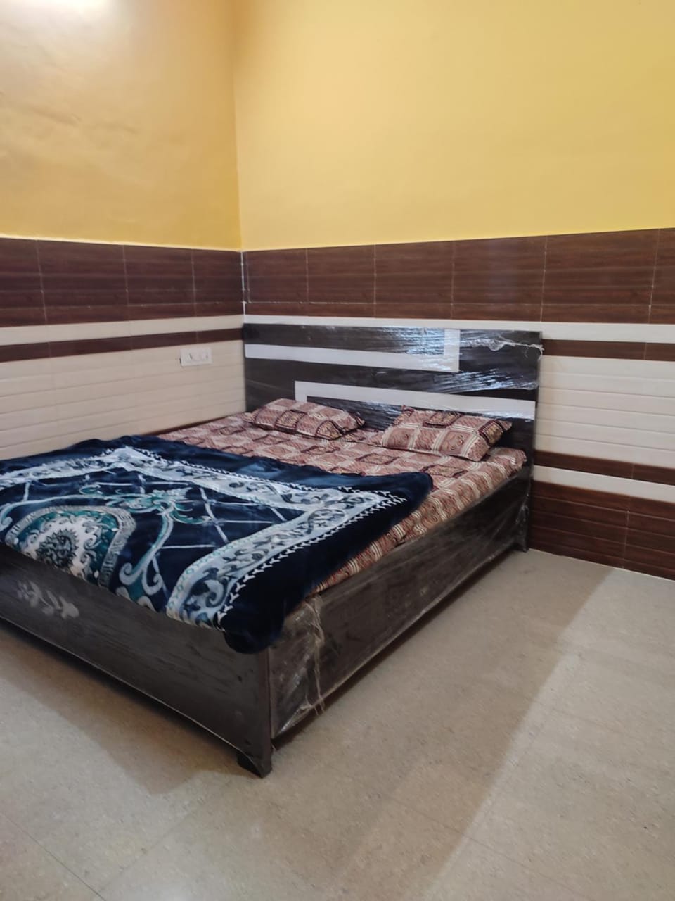 Shri krishna Mohini home stay 2 wing Vacation rental in Uttar Pradesh