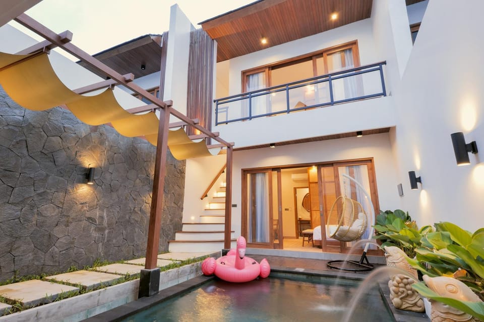 Day, View (from property/room), Balcony/Terrace, Pool view, Swimming pool
