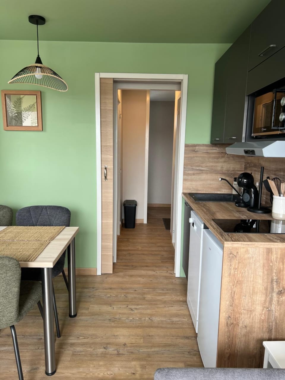Coco studio 2 adultes et 2 enfants avec terrasse vue sur le Lac et accès parc aquatique gratuit Apartment in Talmont-Saint-Hilaire