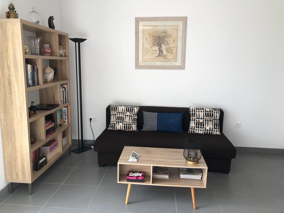 Appartement Confortable et Moderne à Rouffiac-Tolosan - Arrivée autonome Apartment in Occitanie