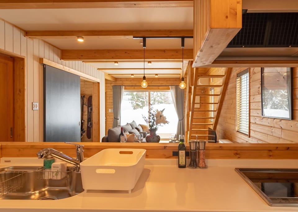 Creekside Chalets Hakuba Chalet in Hakuba
